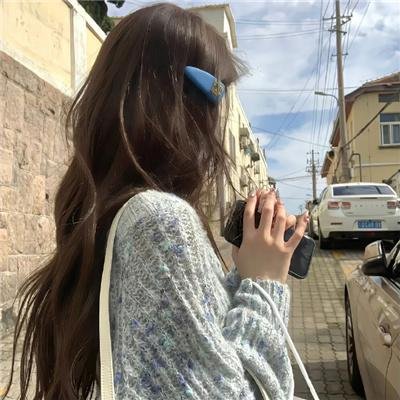 超级英雄女孩：星际游戏